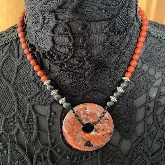 Artisan 925 Silver Red Black Agate Medallion Beaded Statement Choker Necklace - Picture 1 of 9